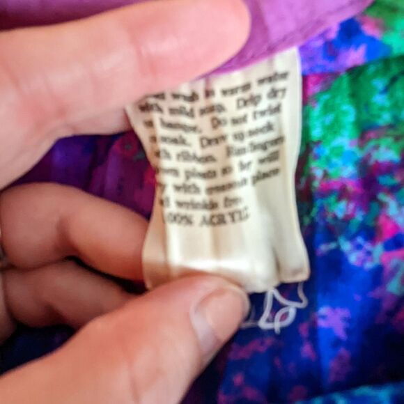 Vintage pleated top OSFM  - Picture 12 of 12